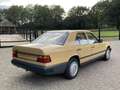 Mercedes-Benz 200 D 76.000km in nieuwstaat Jaune - thumbnail 24