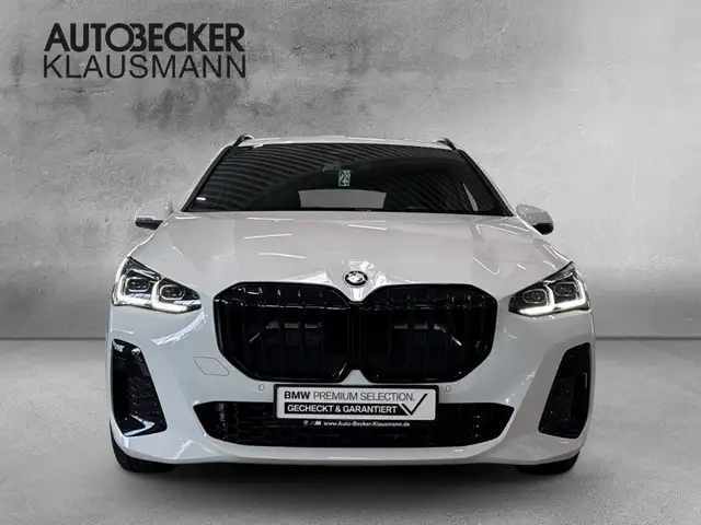 BMW 2 Series view 5