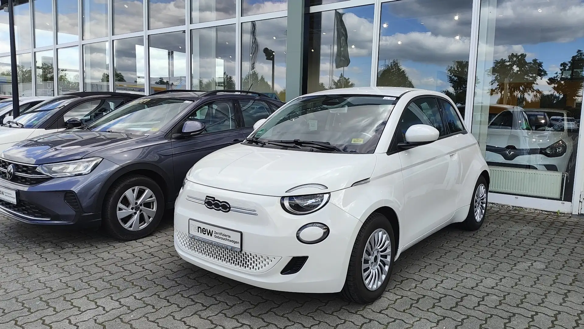 Fiat 500e Navi Klima Keyless-Go Schnellladefunktion Weiß - 1