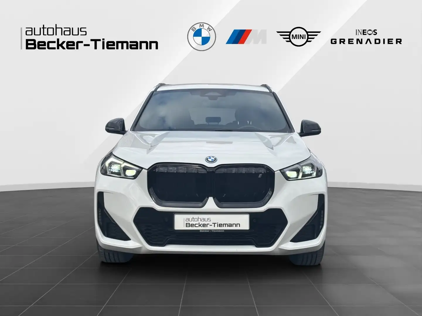 BMW iX 1 xDrive30 M Sport | AHK | Driv.Assist. | Park.Ass Blanc - 2