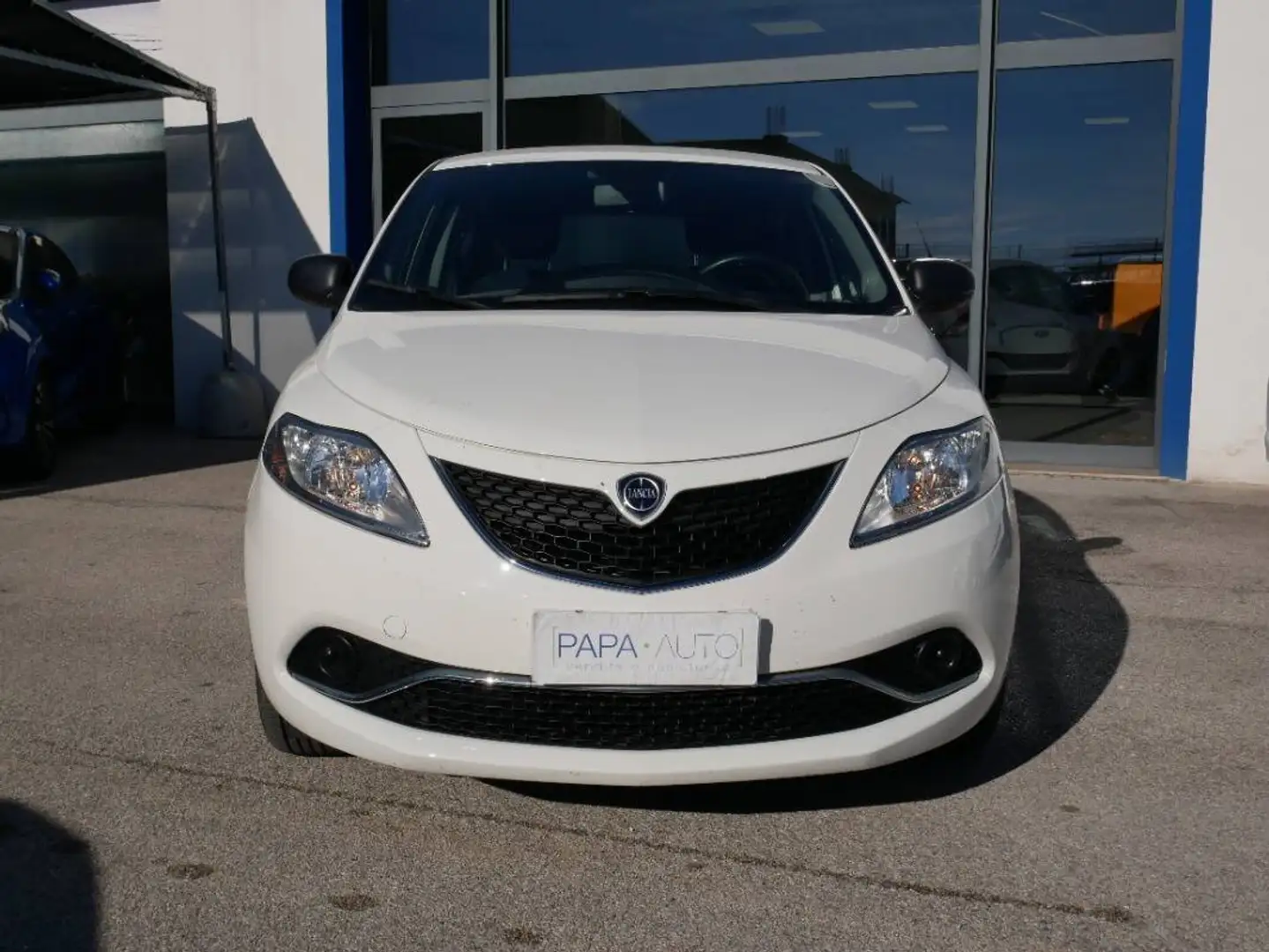 Lancia Ypsilon 1.2 Silver 69cv Bianco - 2