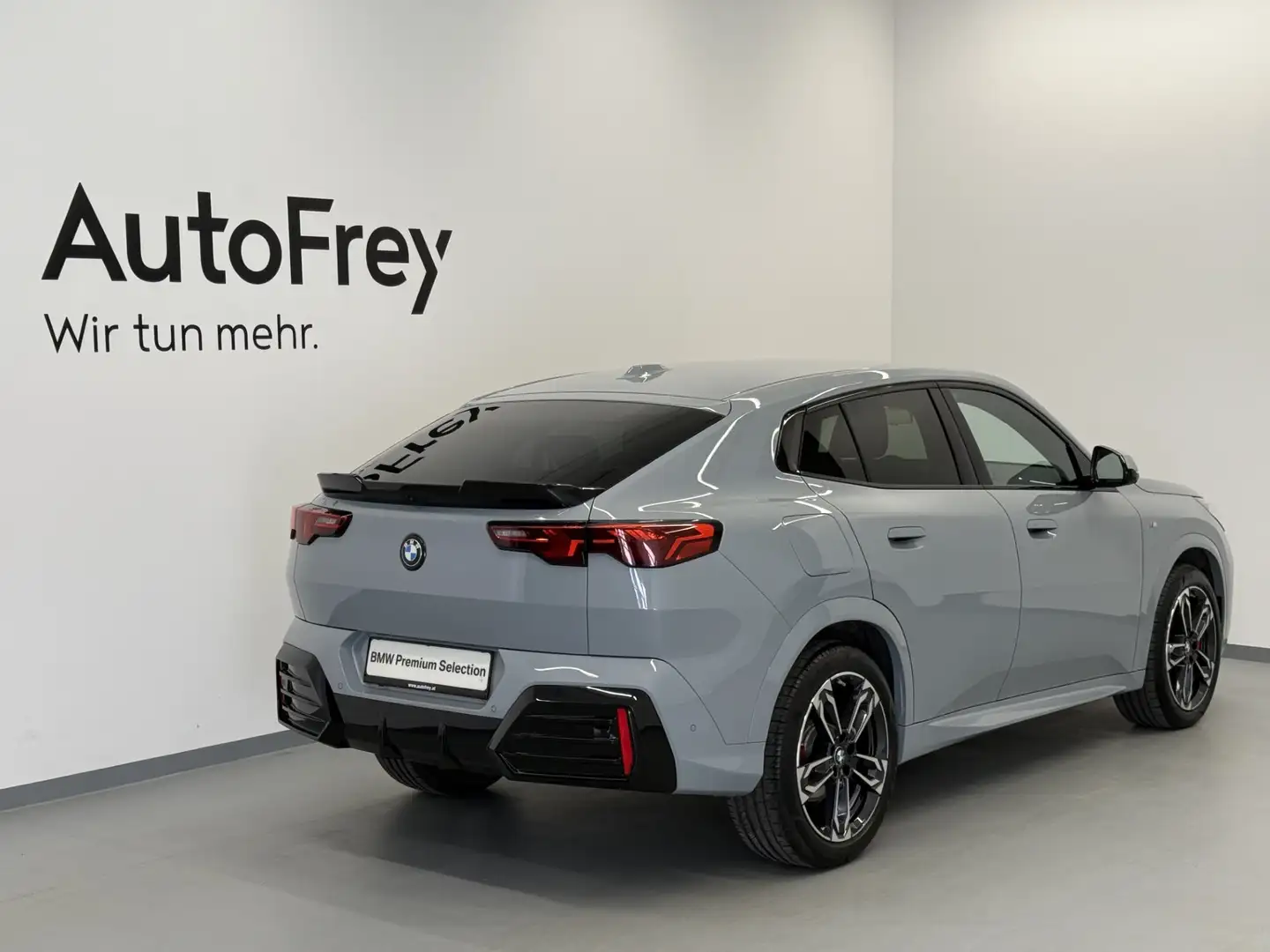 BMW X2 X2 sDrive18d Grau - 2