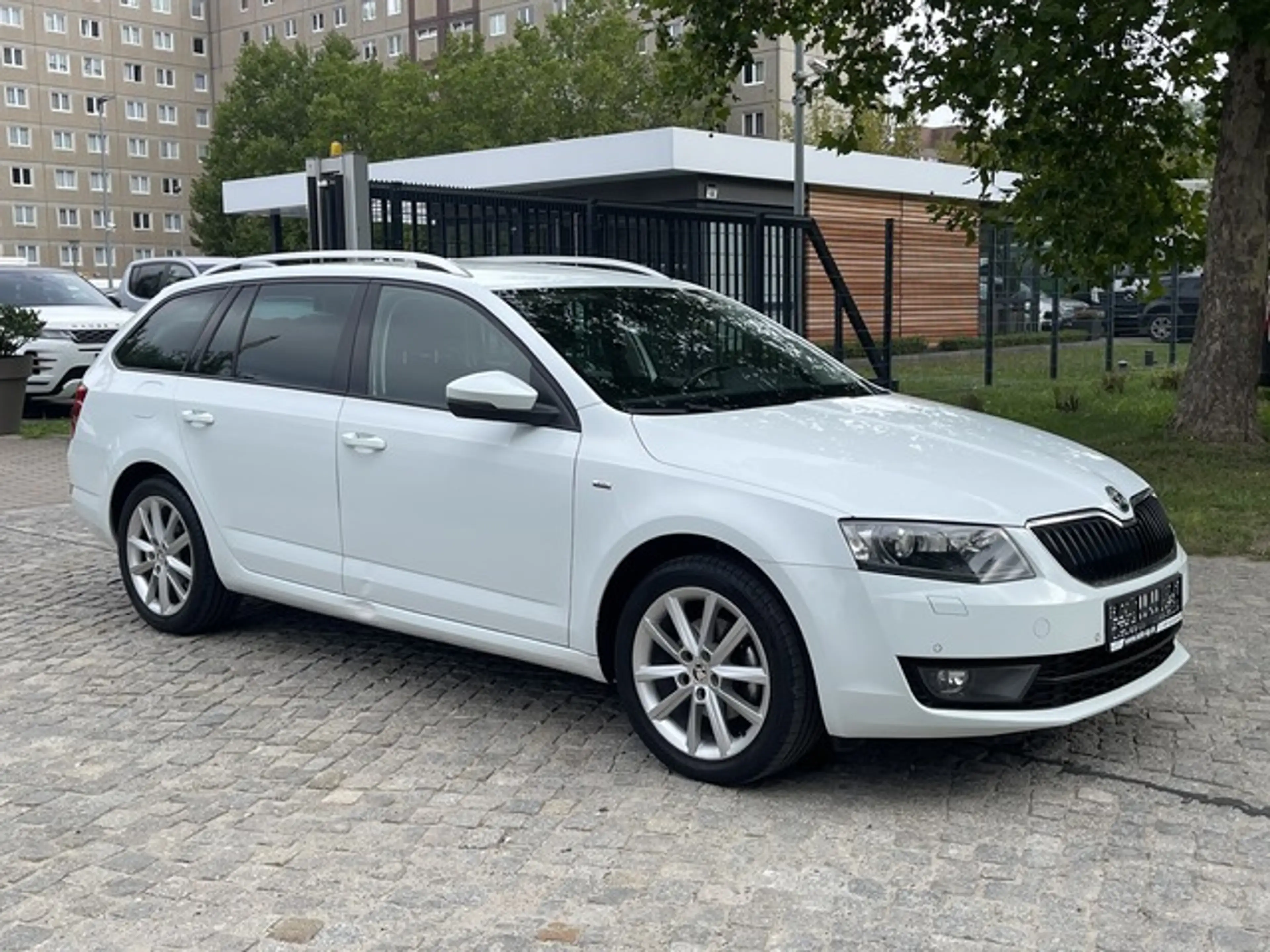 Skoda Octavia Combi 2.0TDI — photo 3