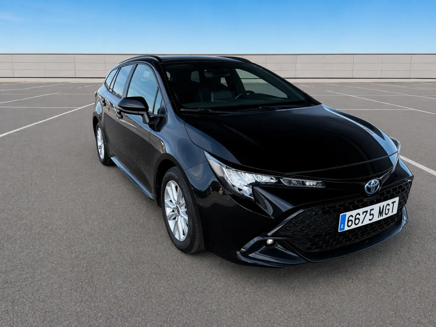 Toyota Corolla 140H Active Plus Negro - 1