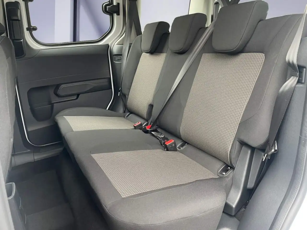 Ford Tourneo Courier 2026 — фото 9