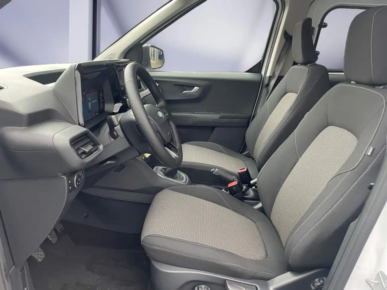 Ford Tourneo Courier 2026 — фото 8