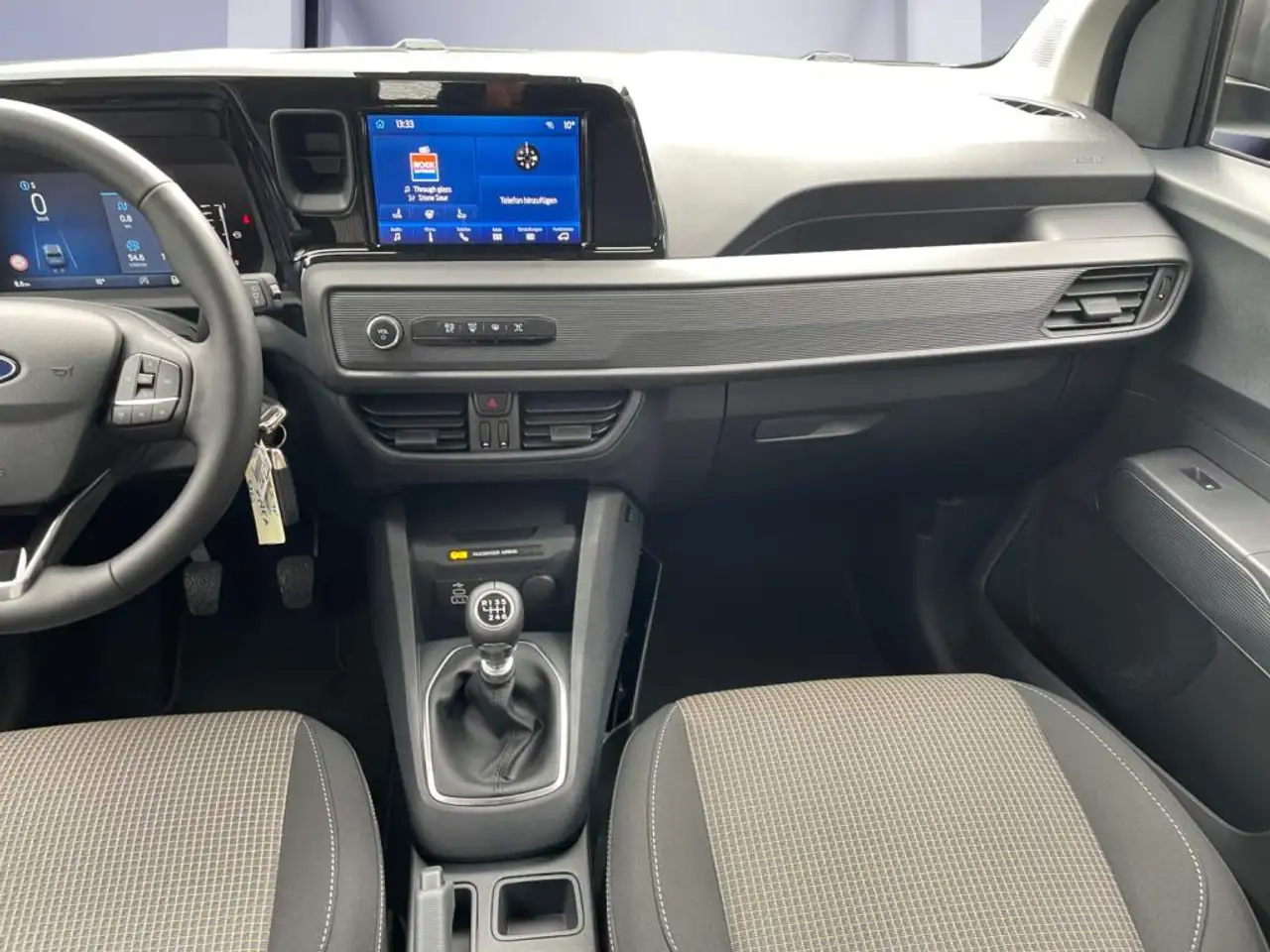 Ford Tourneo Courier 2026 — фото 13