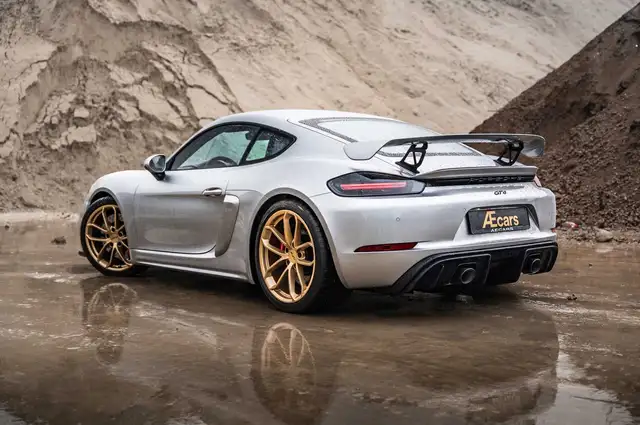 Porsche 718 Cayman main image