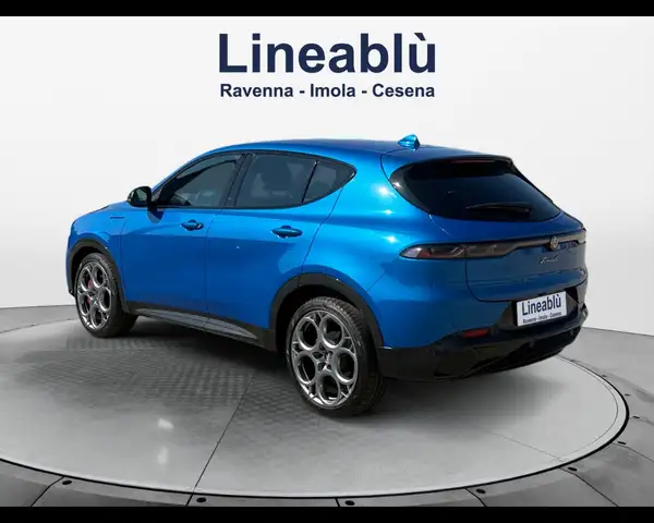 Alfa Romeo Tonale view 3