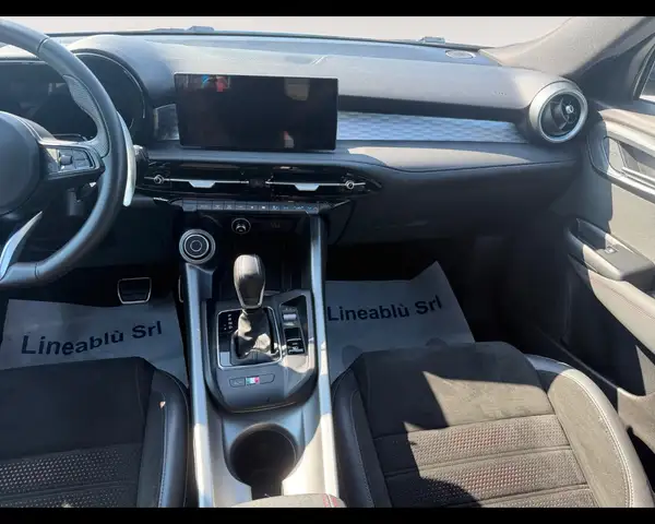 Alfa Romeo Tonale view 11
