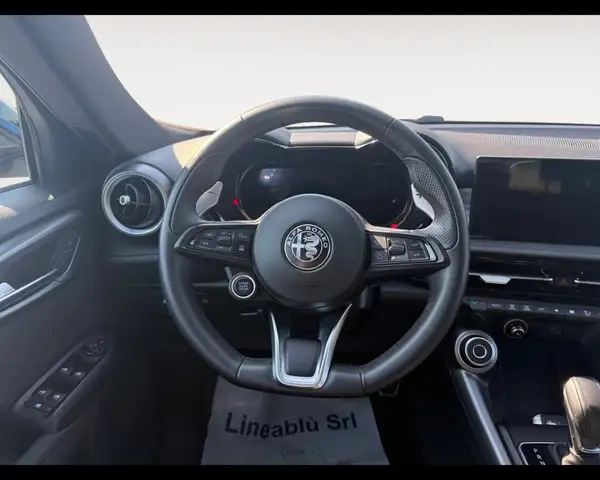 Alfa Romeo Tonale view 12