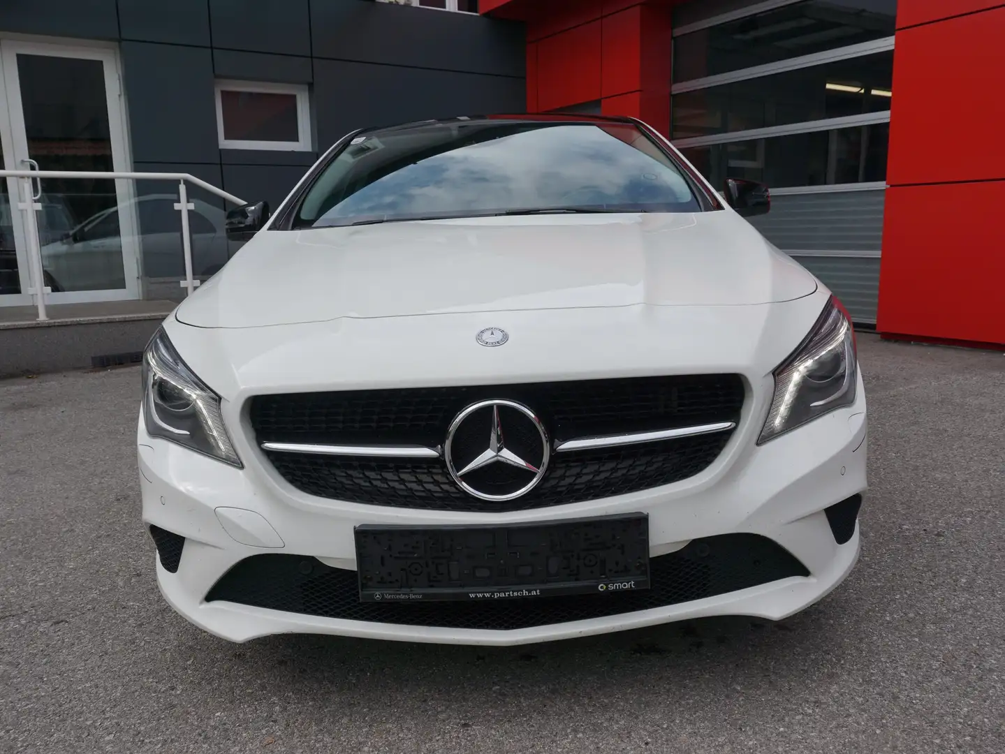 Mercedes-Benz CLA 180 CLA 180 CDI Weiß - 2