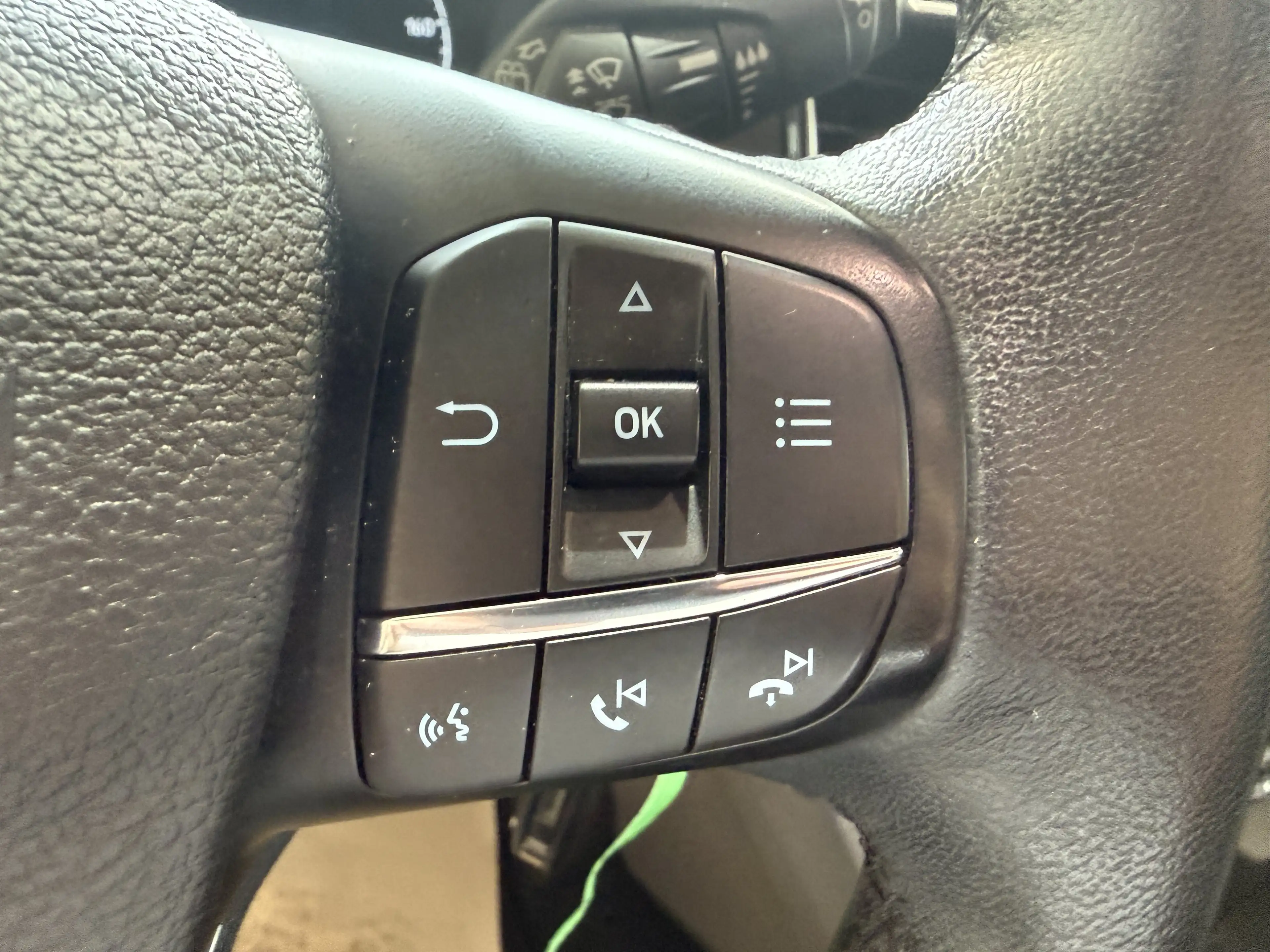 Ford Tourneo Custom Titanium L1 Bi-Xenon / Stoffsitze — photo 14