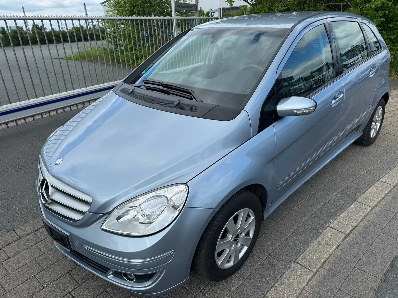 Mercedes-Benz B 150