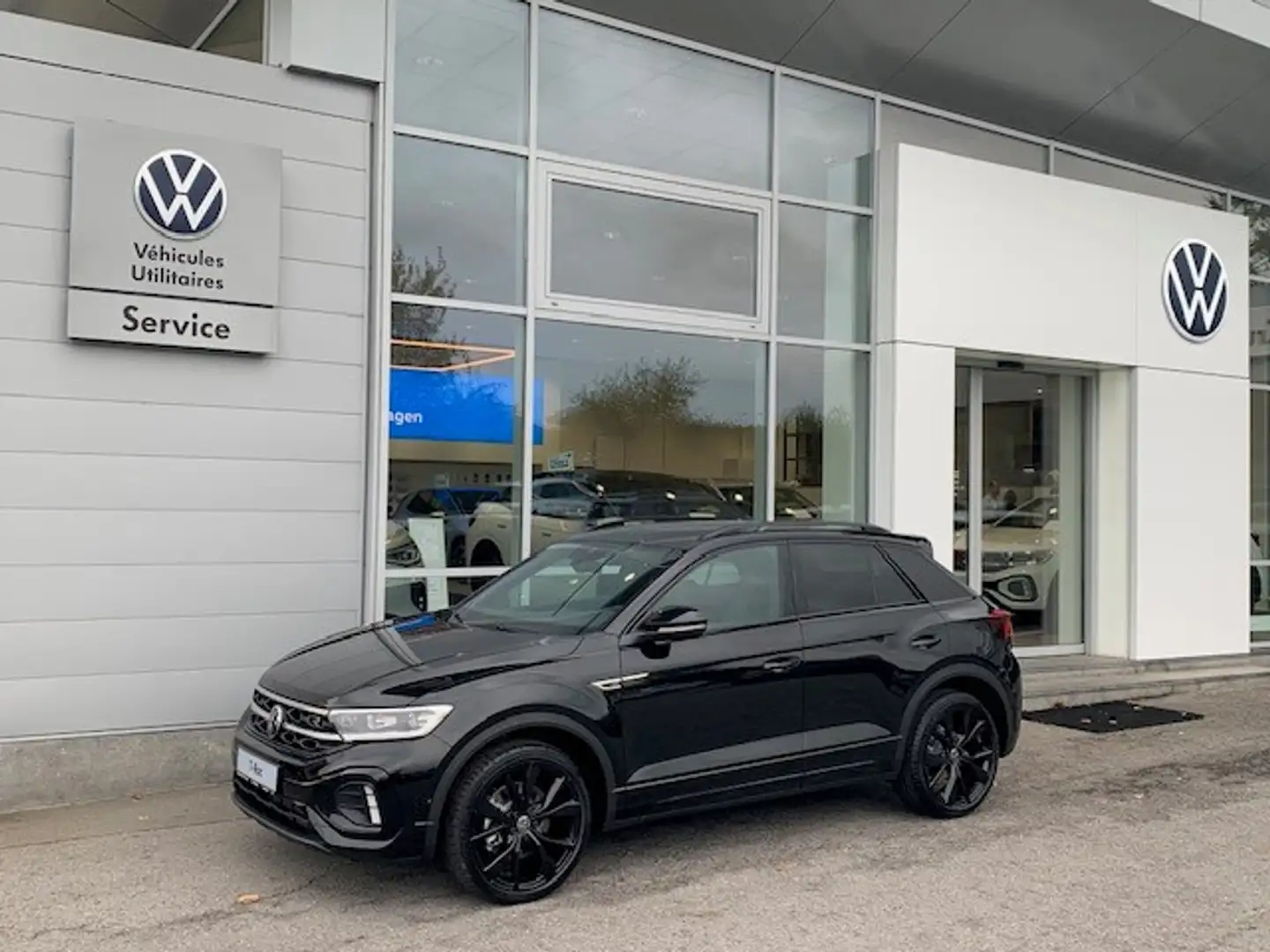 Volkswagen T-Roc R-LINE BLACK STYLE 1.5TSI 150CV DSG7 Noir - 1