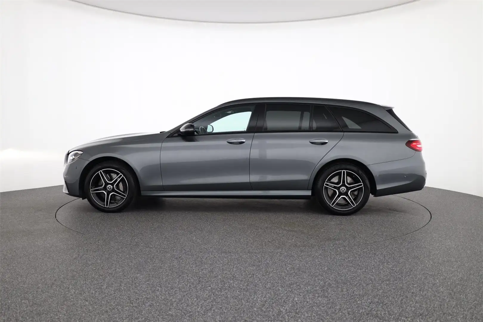 Mercedes-Benz E 300 de 4M AMG Memory 360°Kamera Burmester Grau - 2