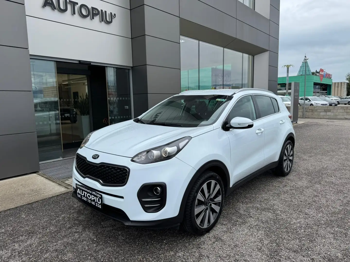 Kia Sportage Sportage IV 1.7 crdi Cool Navi 2wd 115cv Bianco - 1