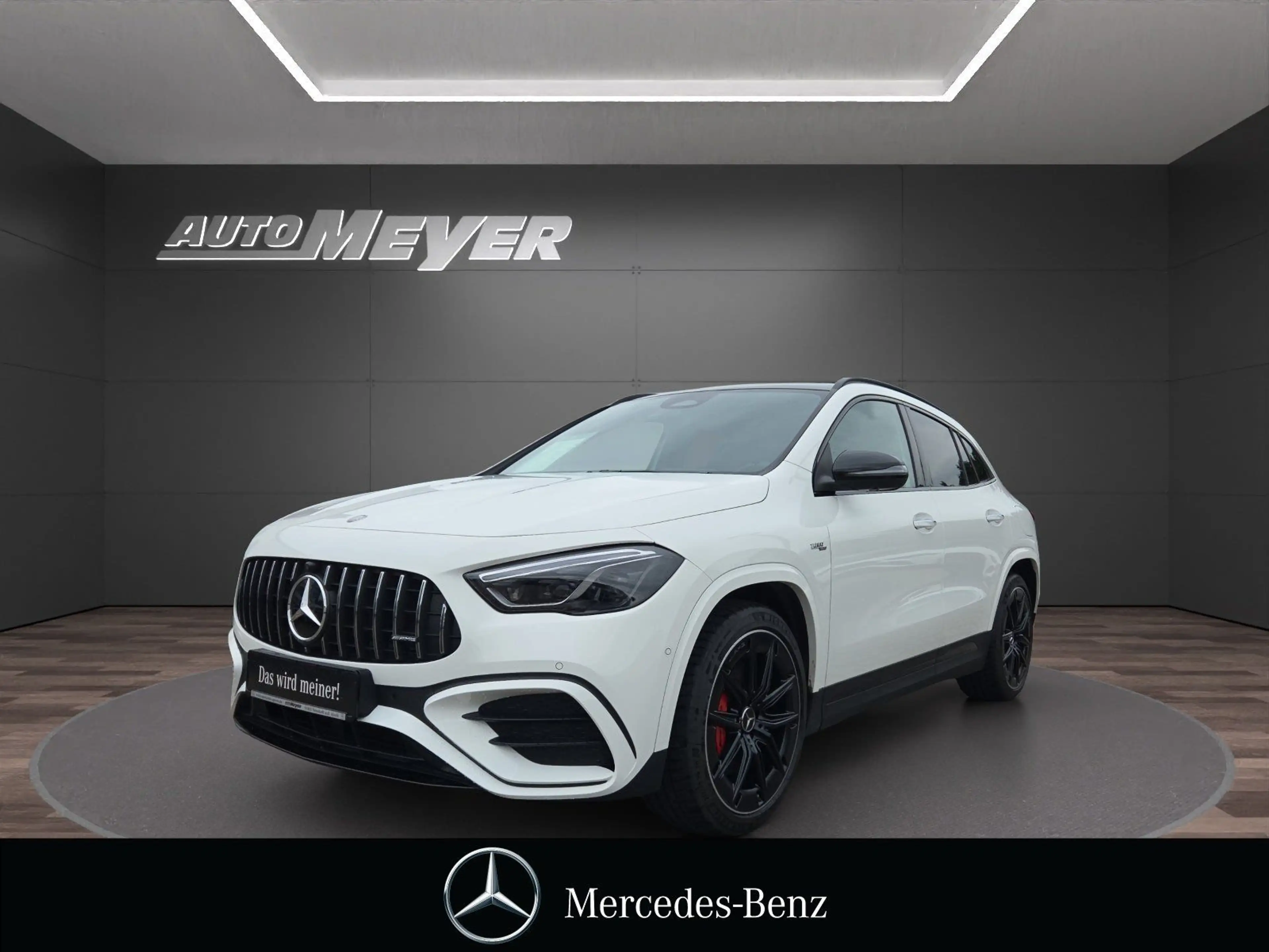 Mercedes-Benz GLA 35 AMG 4M NIGHT+PANO+AHK+HUD+MEMORY+FAHRASSI