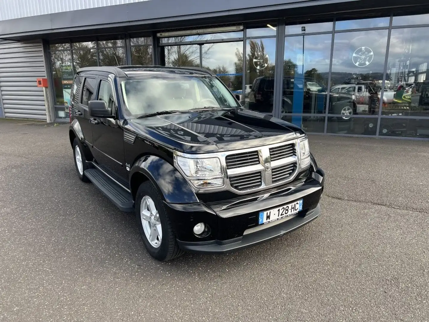 Dodge Nitro 3.7 L V6 205 CV BVA SXT Noir - 2