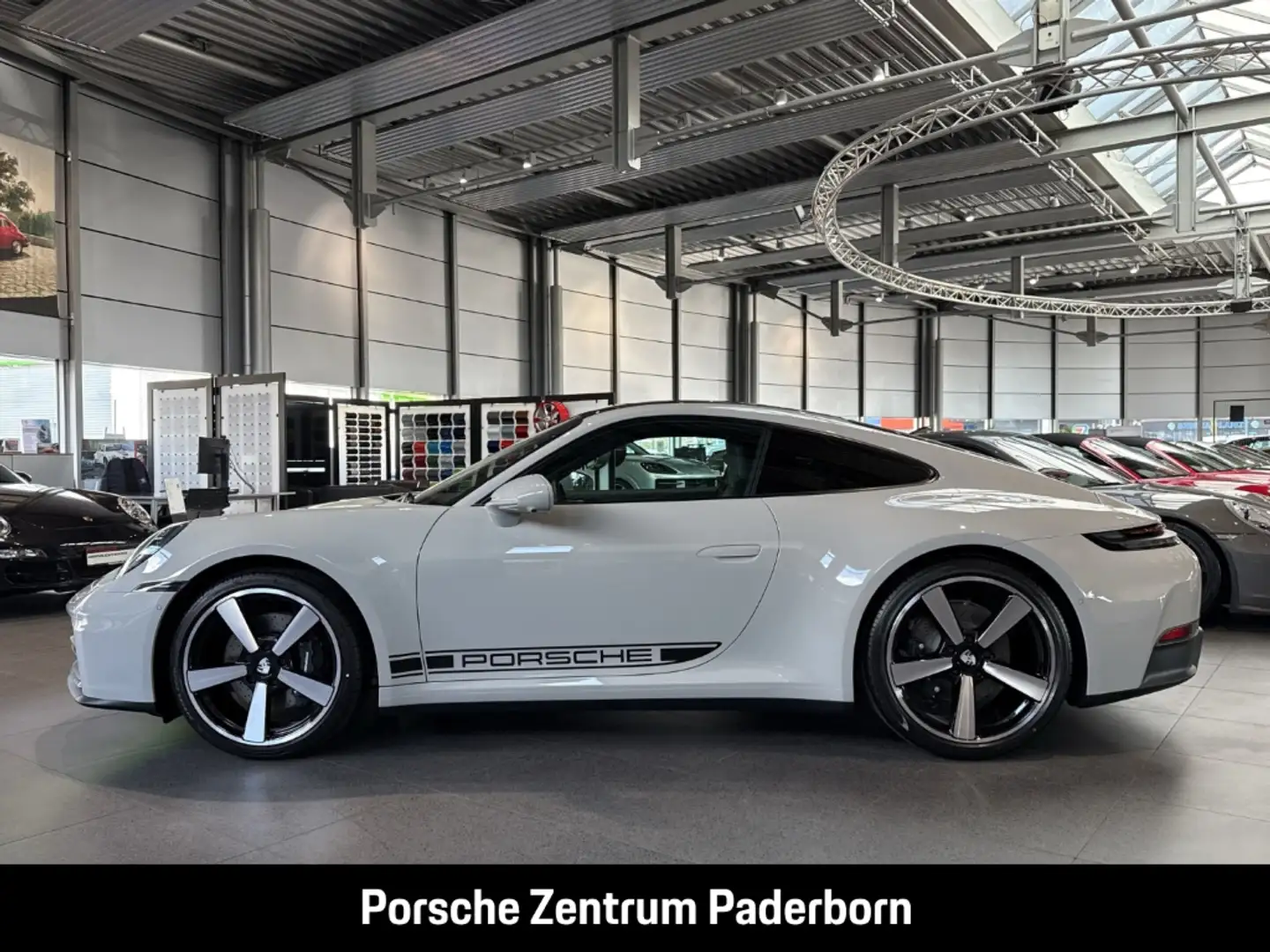 Porsche 992 911 Carrera BOSE LED-Matrix Surround-View Weiß - 2