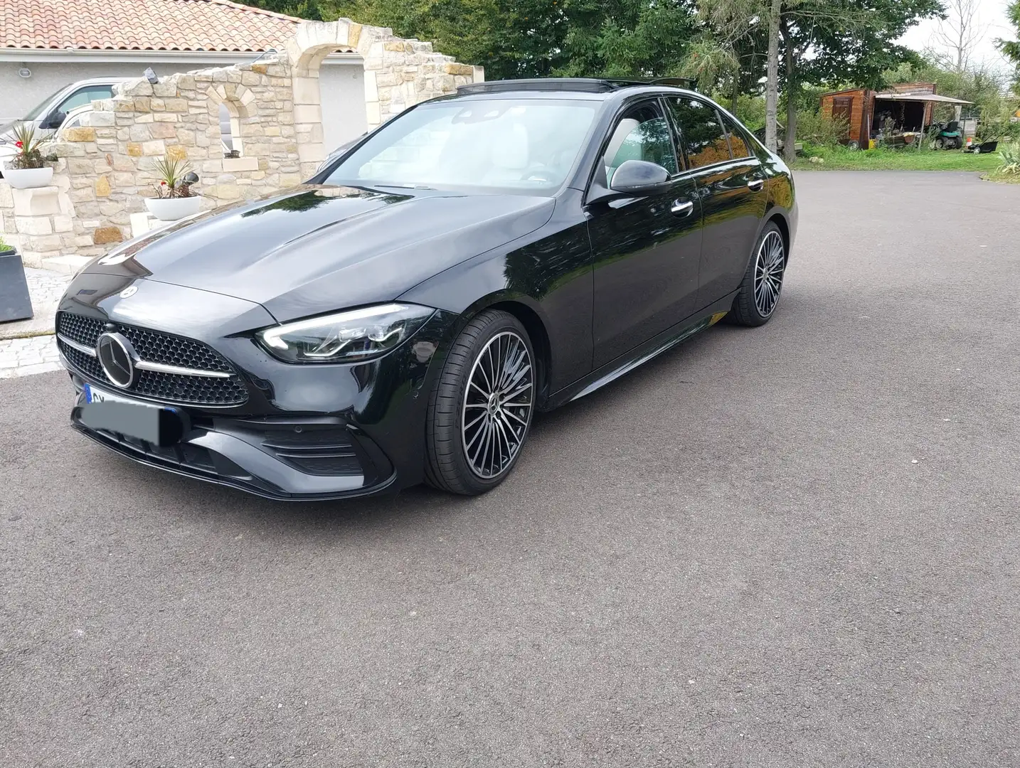 Mercedes-Benz C 300 d AMG Line Zwart - 1