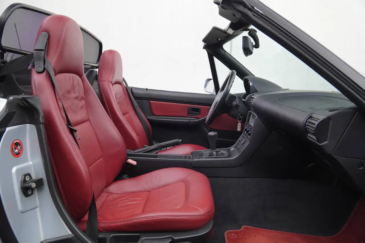 BMW Z3 ROADSTER / 1.8i / FULL SERVICE HISTORY / MANUAL / NEW ROOF, foto 9