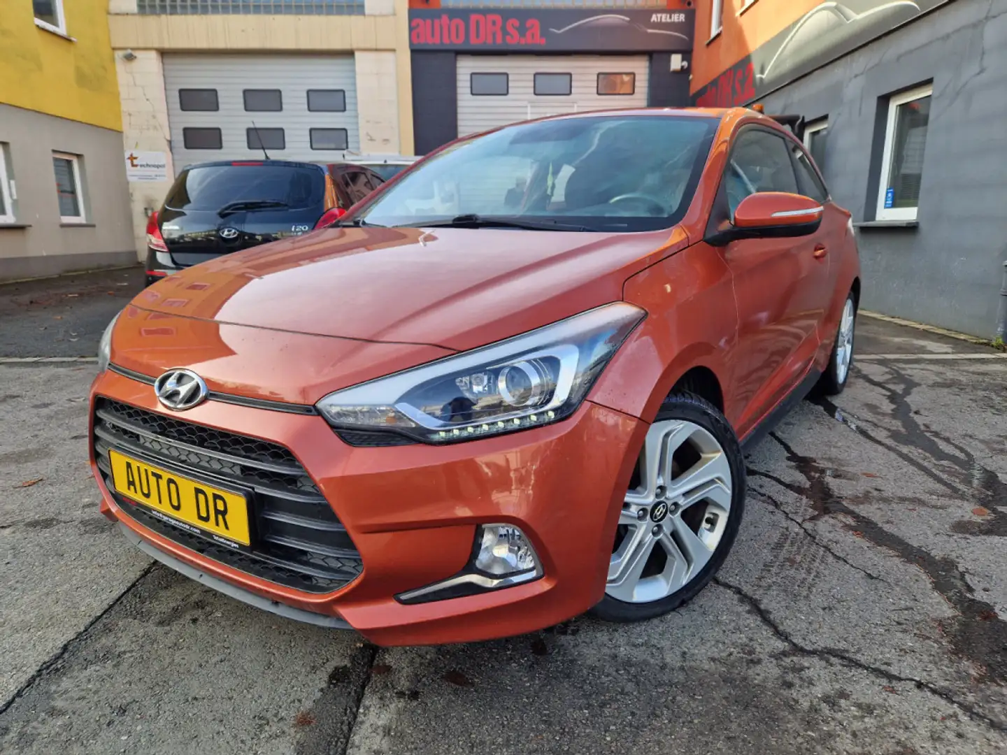 Hyundai i20 Coupe 1.4 CRDI 90 CV Garantie 12 Mois Orange - 2