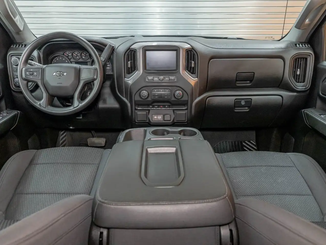 Chevrolet Silverado 1500 снимка Chevrolet Silverado 1500
