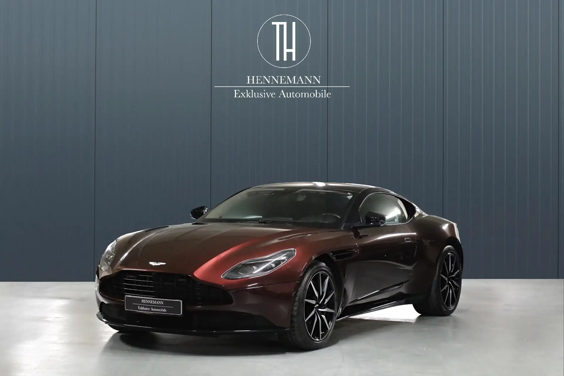 애스턴마틴 DB11 V8 2019 버건디 사진 2