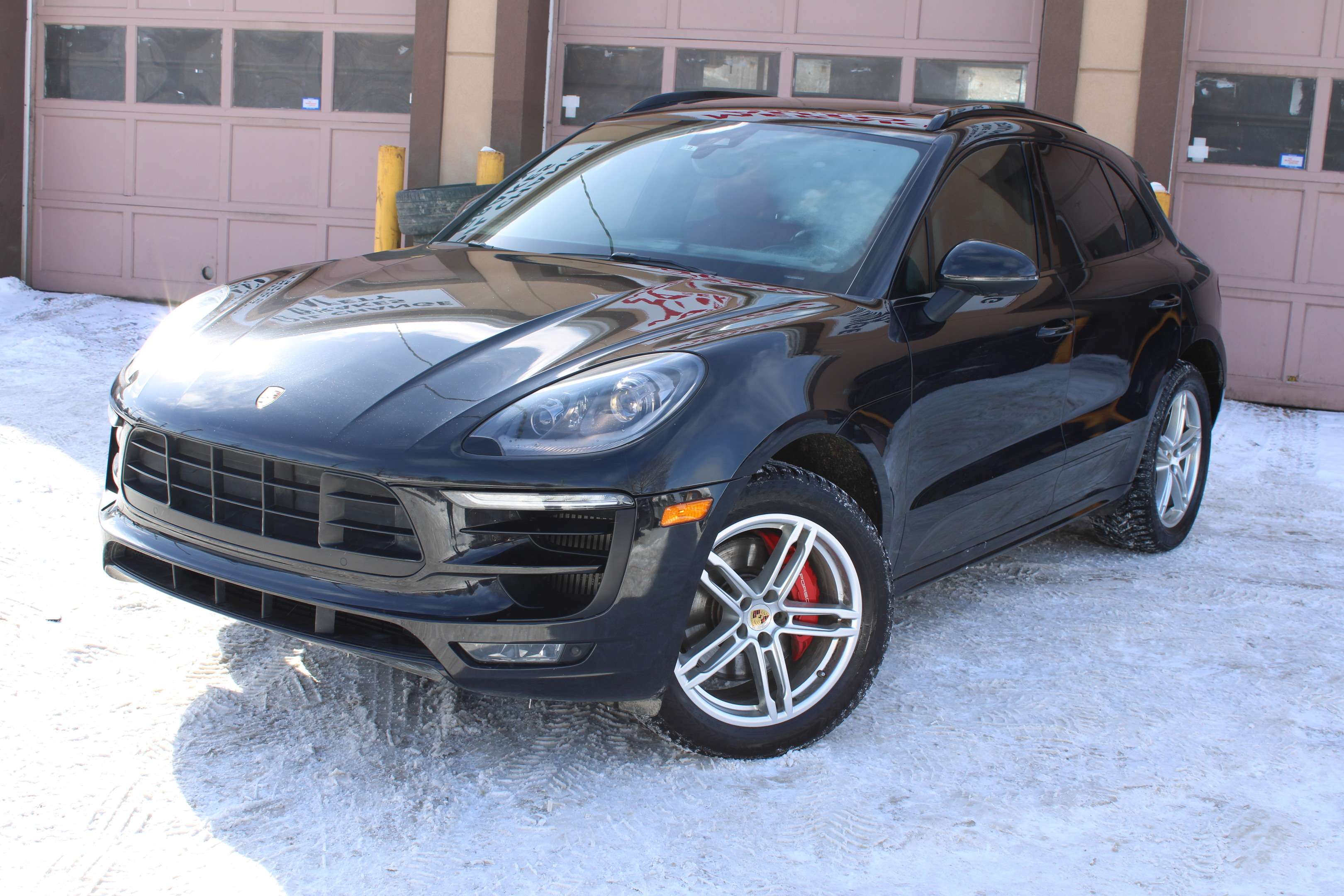 2016 Porsche Macan Turbo