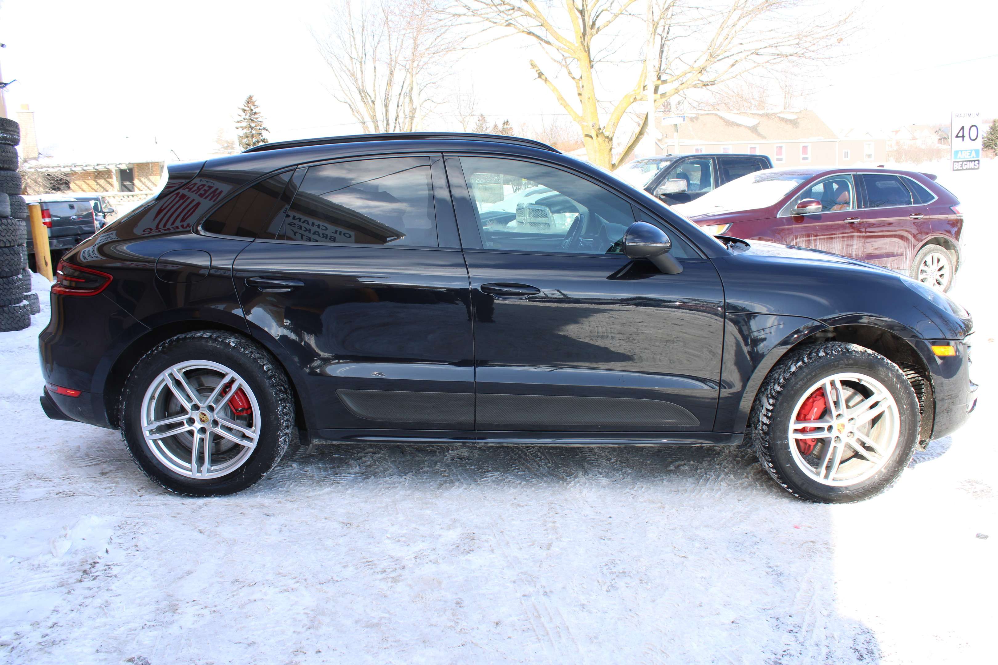 2016 Porsche Macan Turbo thumb 6