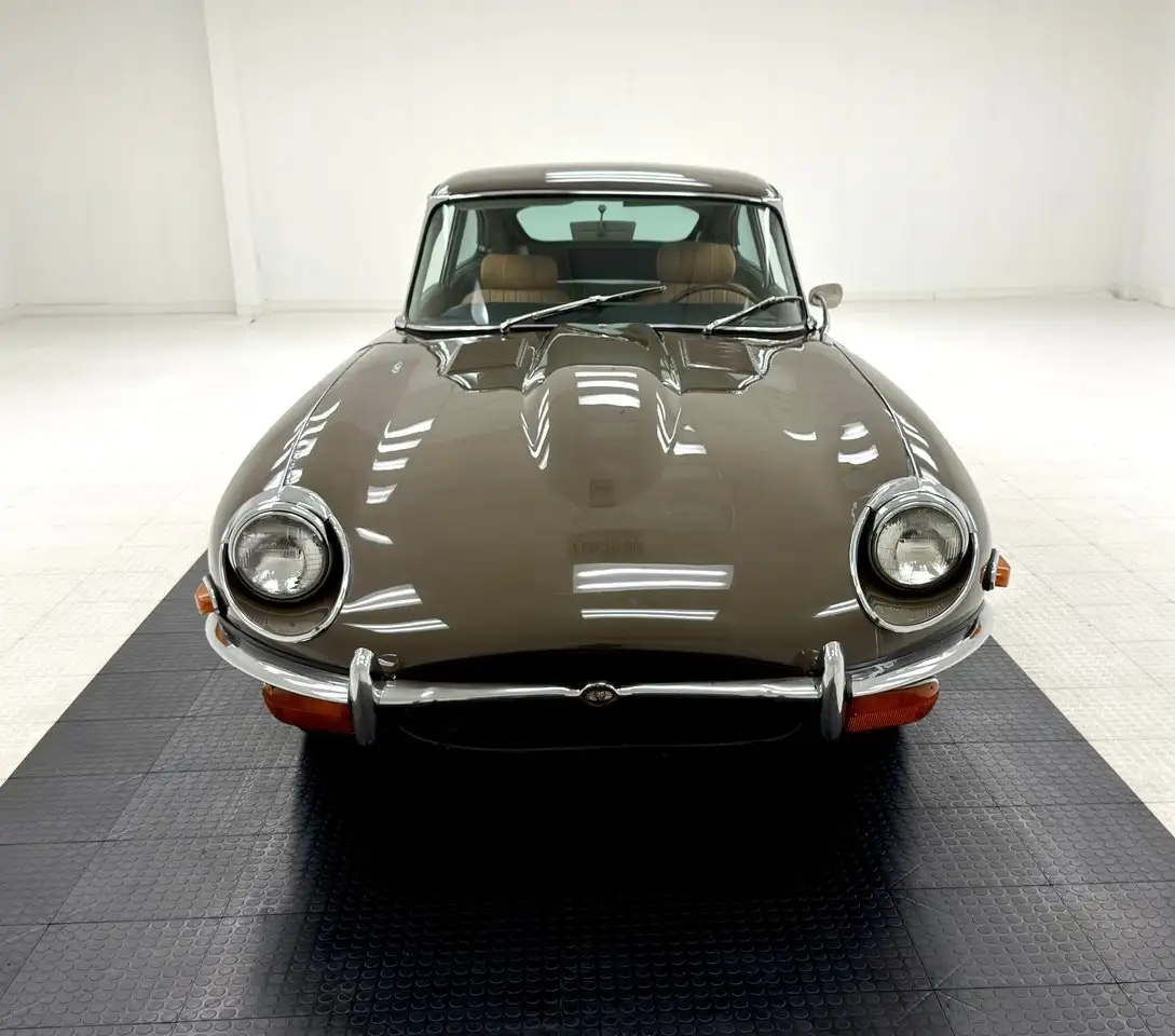 Jaguar XK Coupe, foto 8