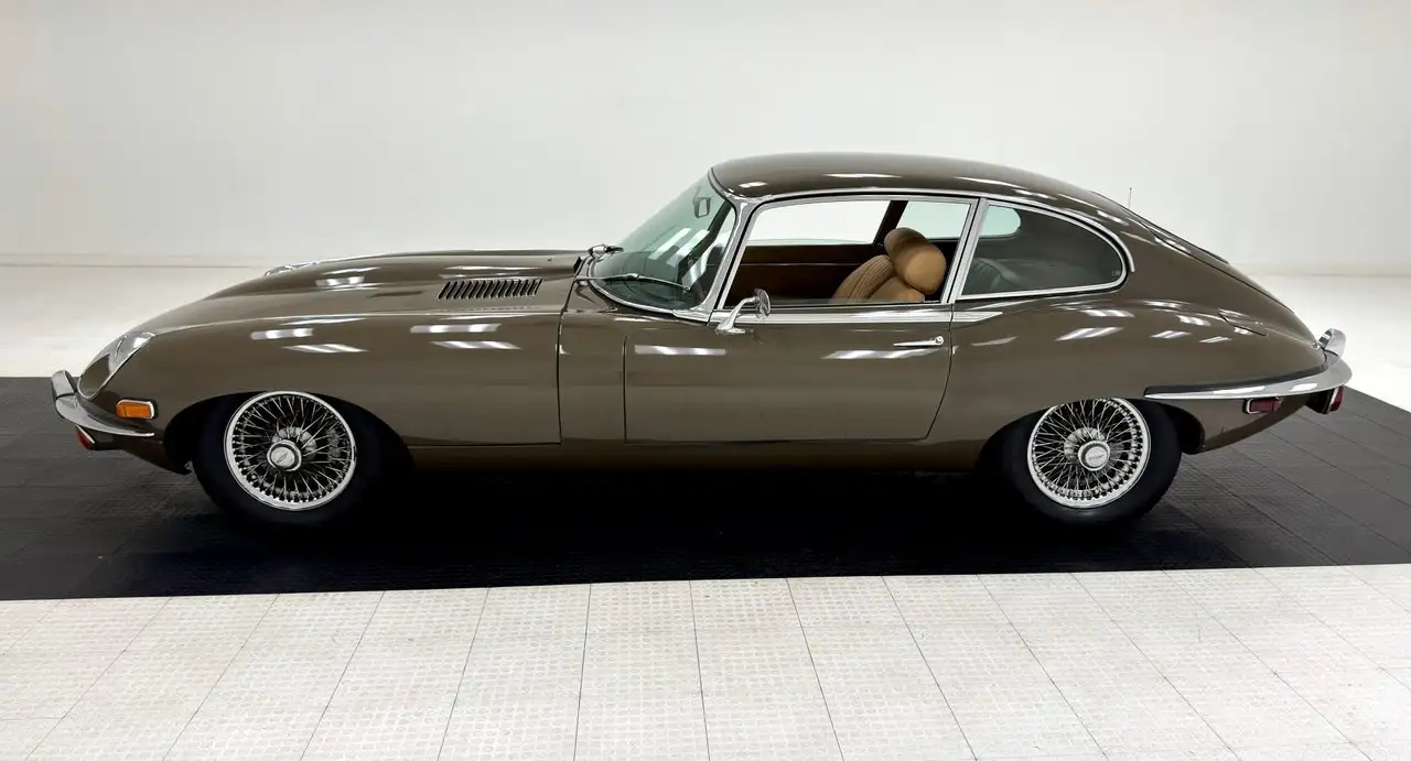 Jaguar XK Coupe, foto 2