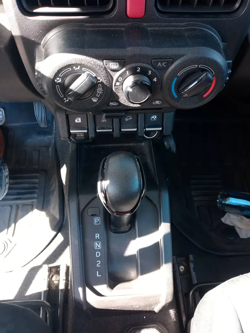 Suzuki Jimny Jimny 1.5 JLX Aut. JLX Blanco - 2