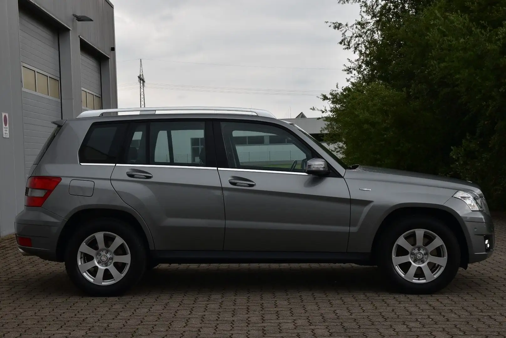 Mercedes-Benz GLK 200 CDI 7-G Tronic/AHK/SHZ/Temp./Scheckheft Zilver - 2