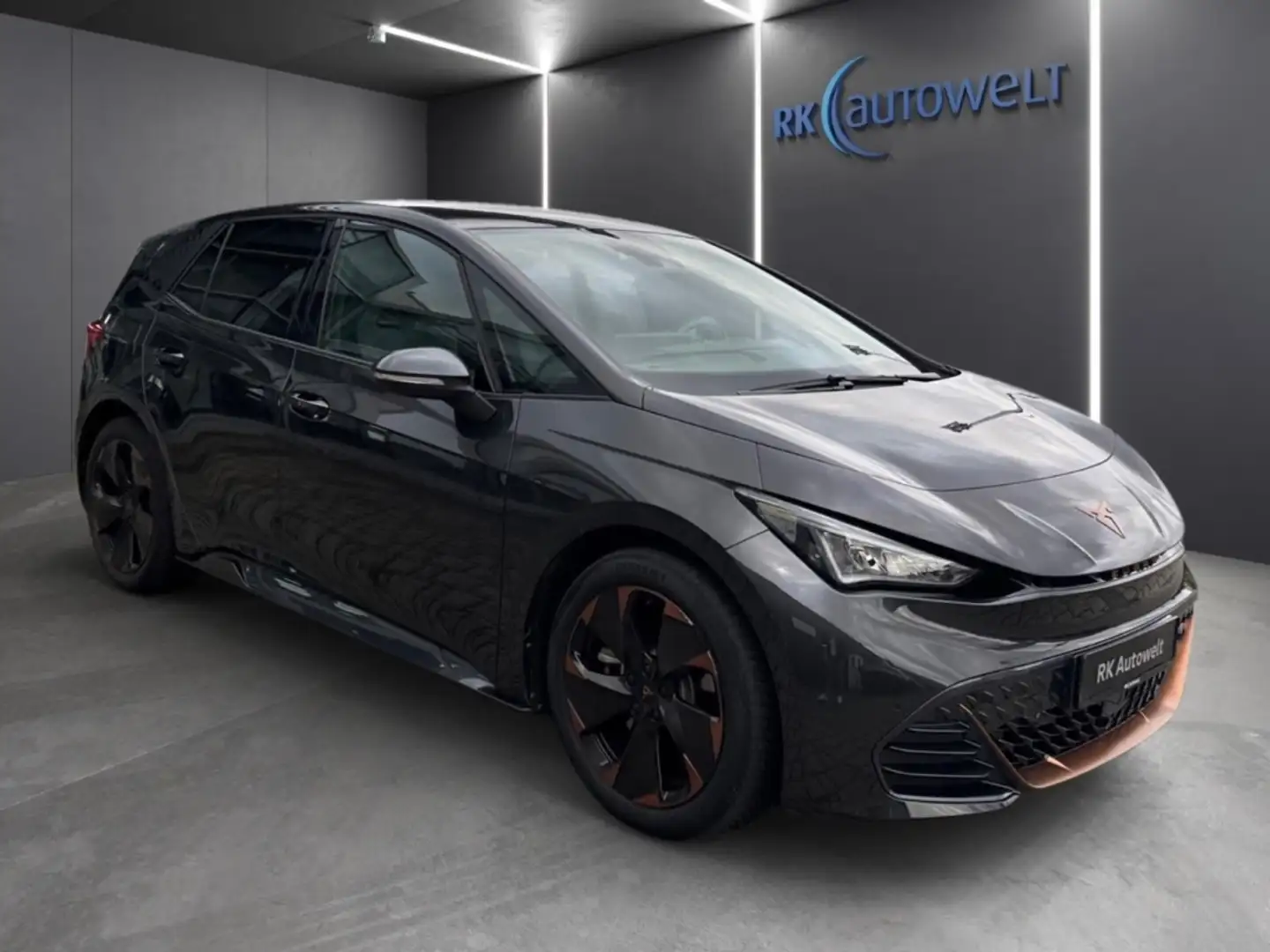 CUPRA Born 58 kWh LED Navi Sitzh. ACC Kamera eSitz Gris - 2