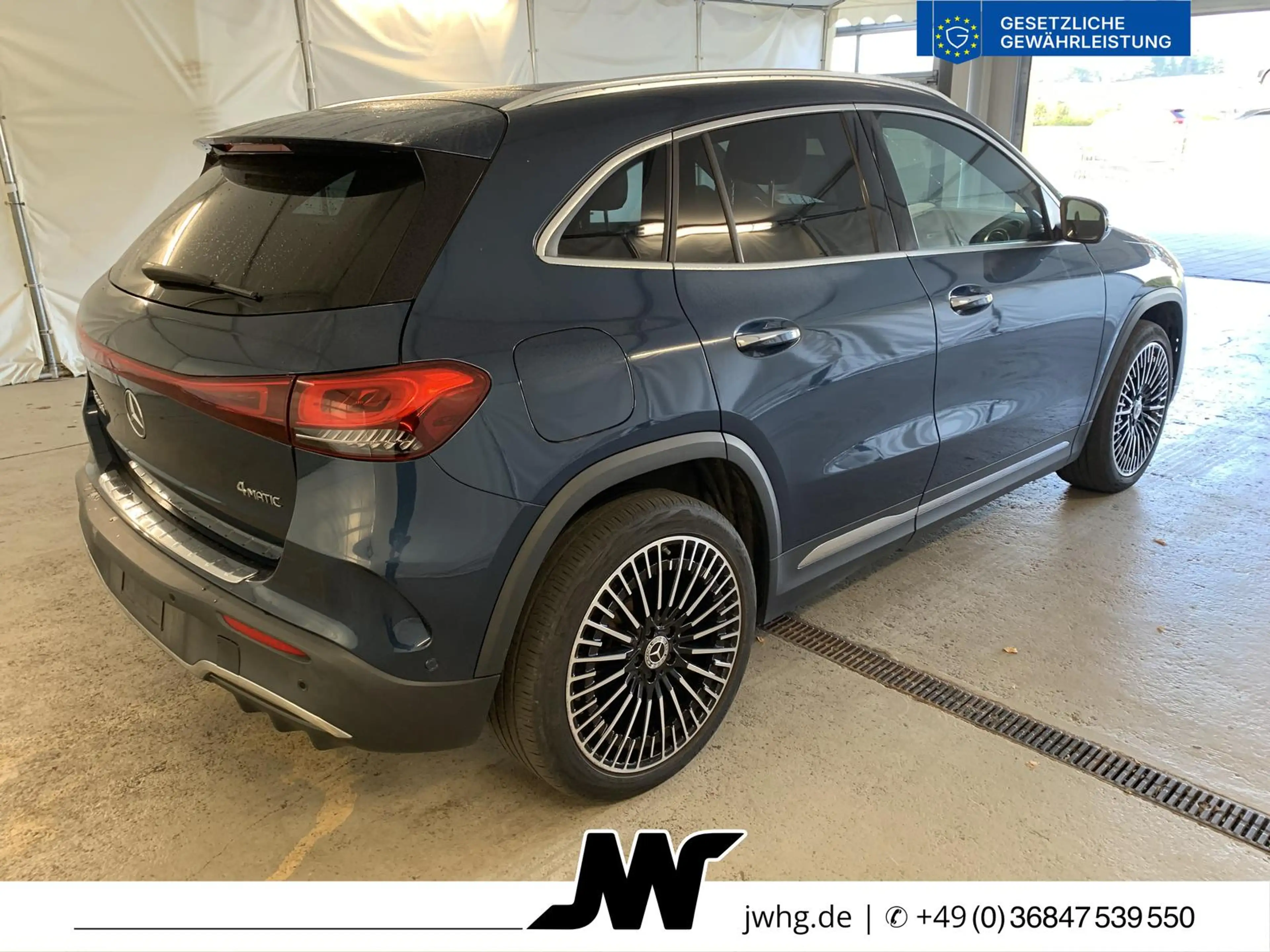 Mercedes-Benz EQA 350 4M 2x AMG HeadUp Panorama Widescr Distr+ — photo 4