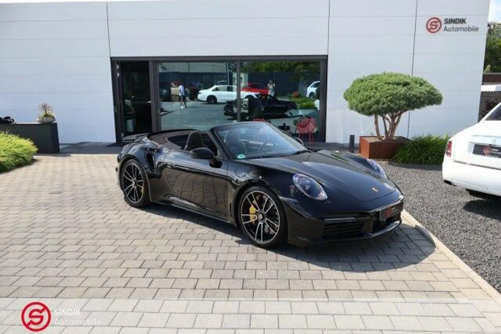 Porsche 992 - 911 Carrera 3.8 Turbo S cabrio BURMESTER Schwarz - 2
