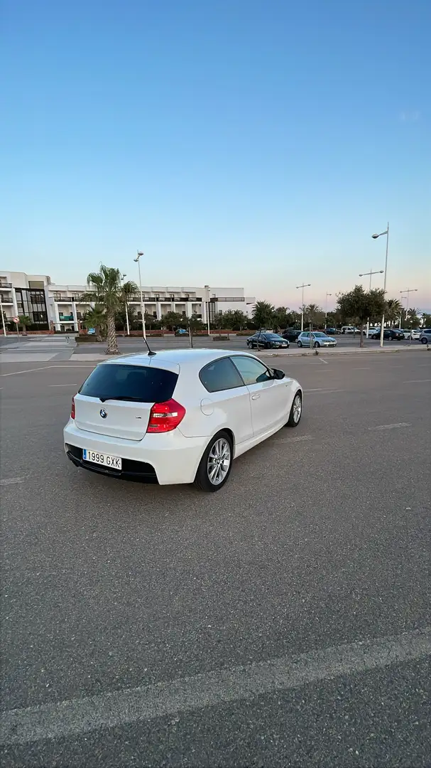 BMW 116 116d - 1