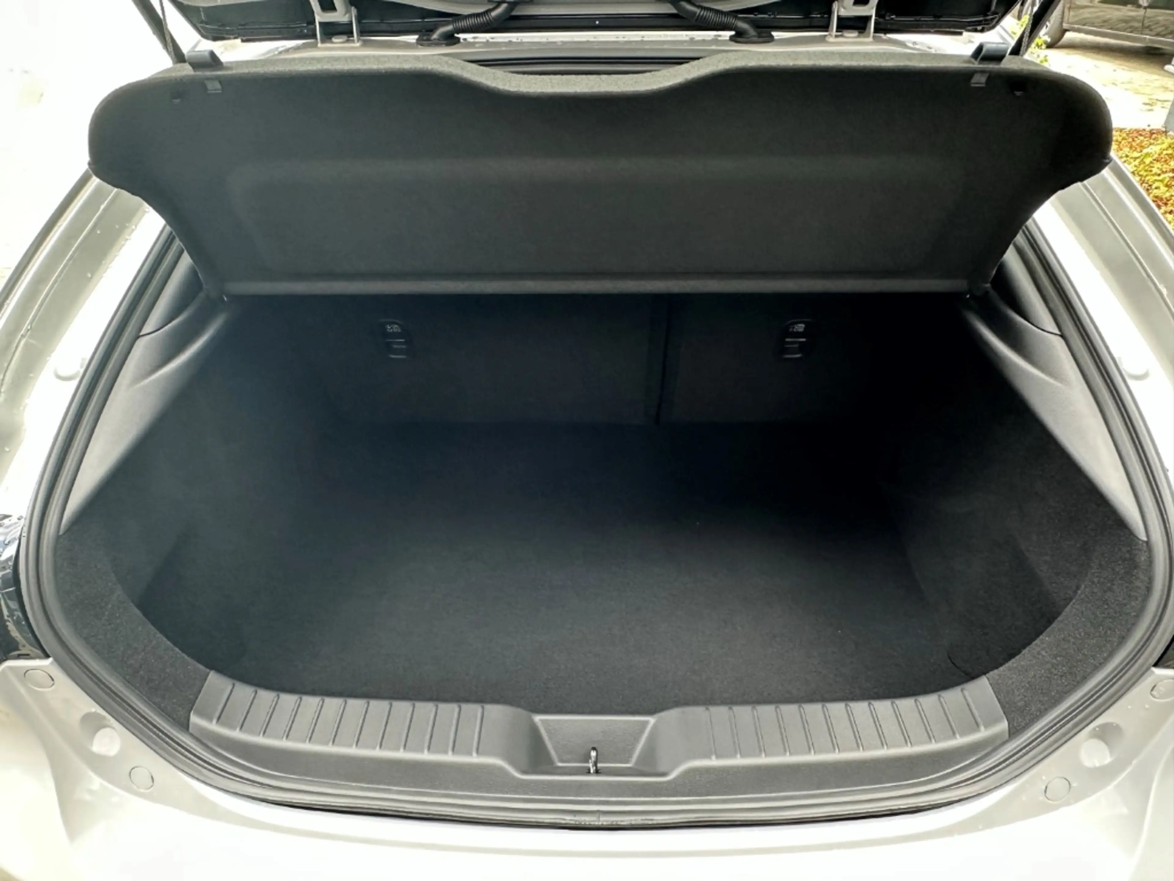 Mazda 3 HOMURA PLUS (2027) e-SKYACTIV G 140PS 6AT HUD Navi — photo 10