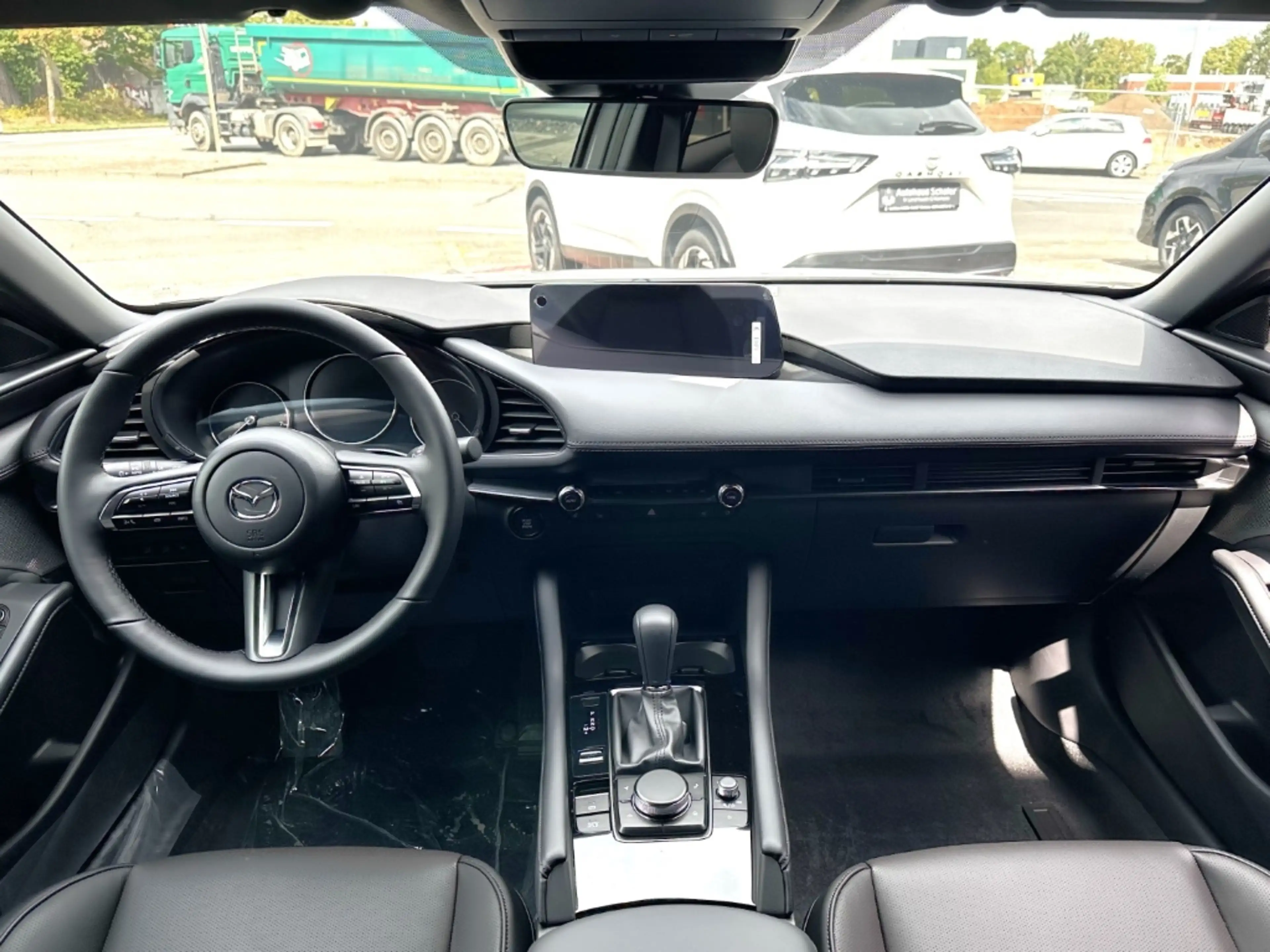 Mazda 3 HOMURA PLUS (2027) e-SKYACTIV G 140PS 6AT HUD Navi — photo 7