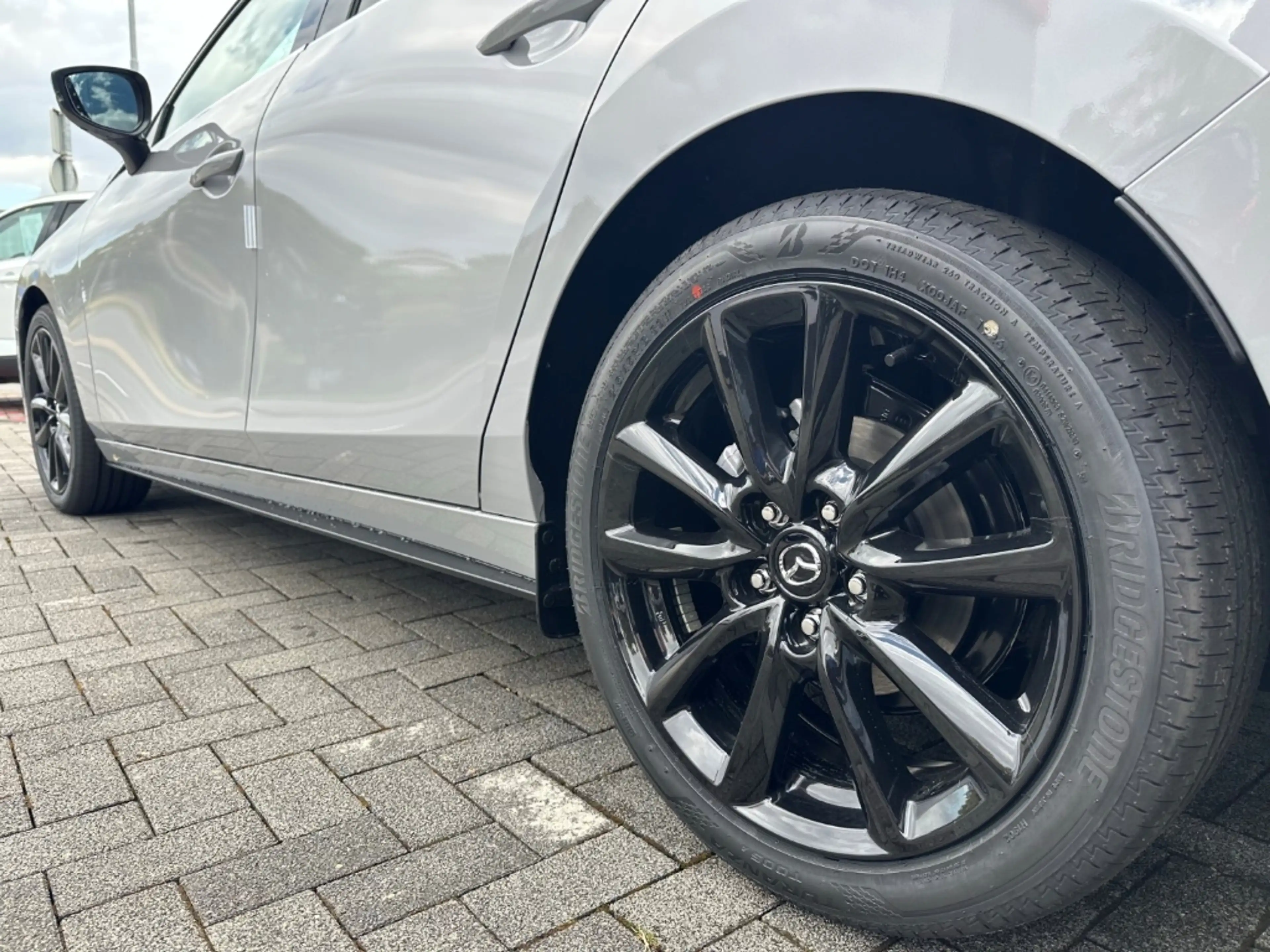 Mazda 3 HOMURA PLUS (2027) e-SKYACTIV G 140PS 6AT HUD Navi — photo 11