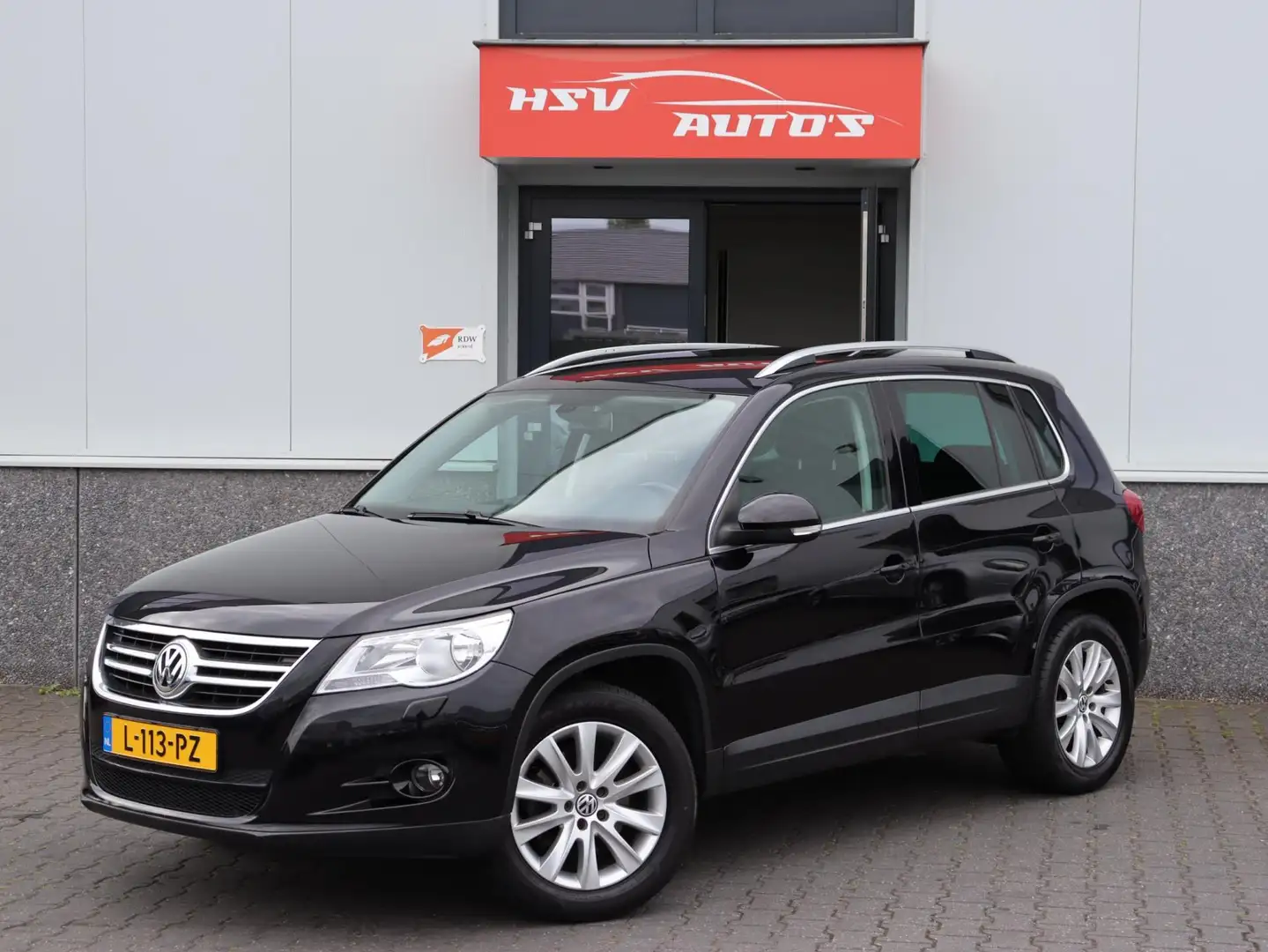 Volkswagen Tiguan 1.4 TSI Trend&Fun 4Motion Zwart - 1