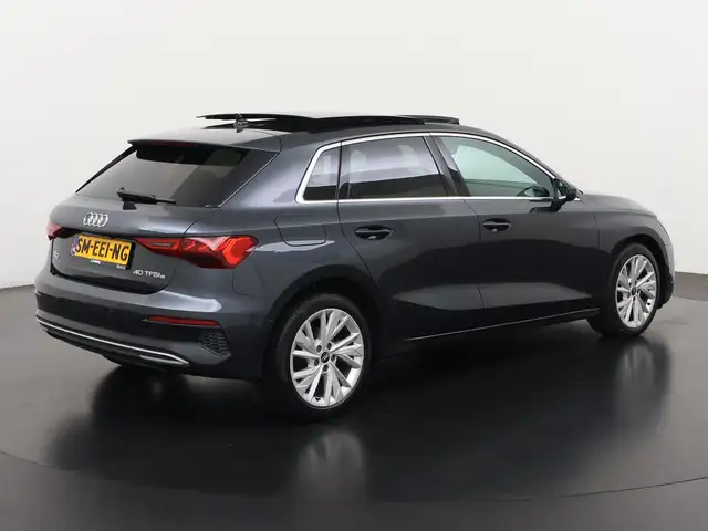 Audi A3 view 4