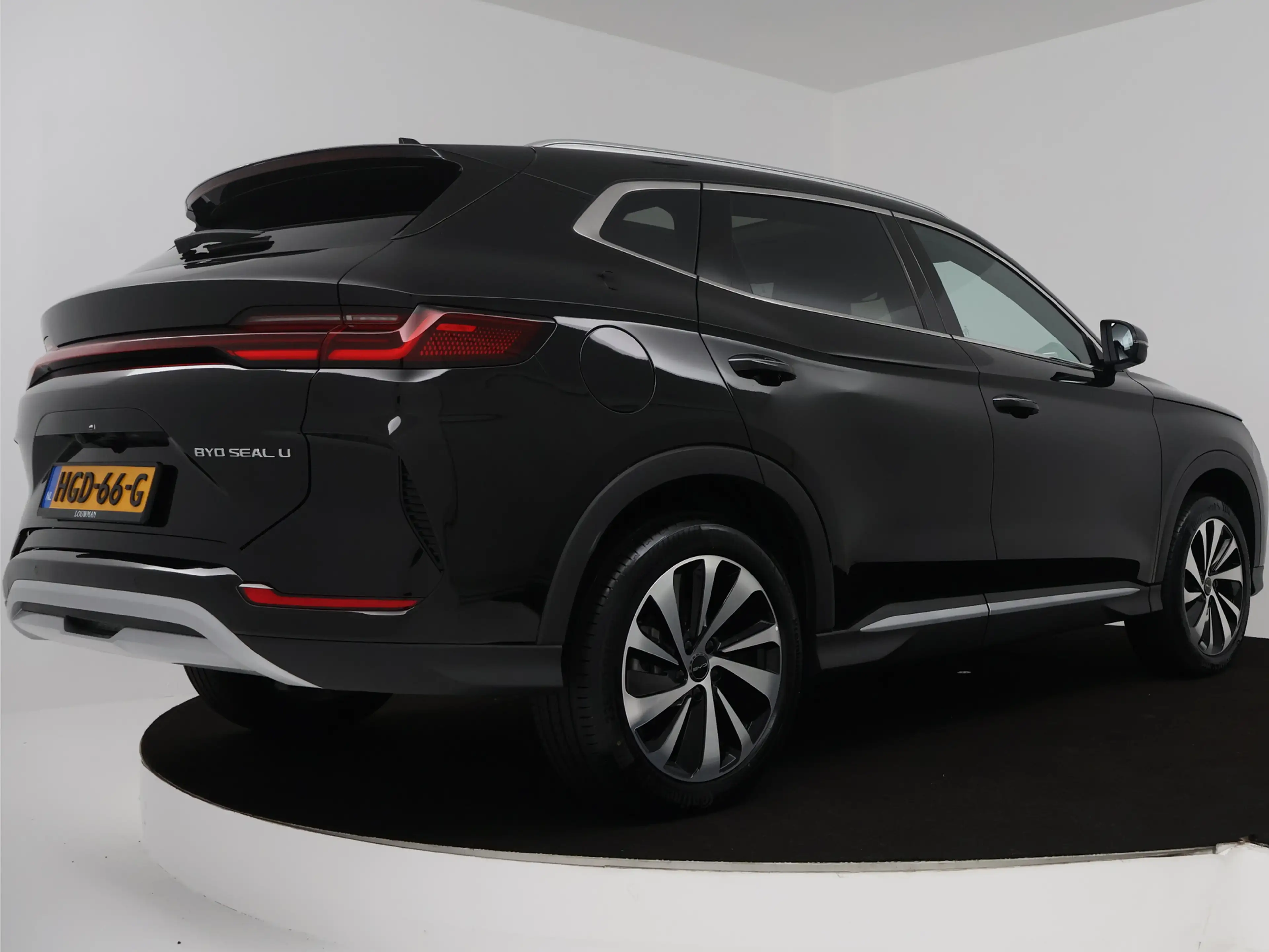BYD Seal U Design 87 kWh | Origineel NL! | NAP! — photo 2