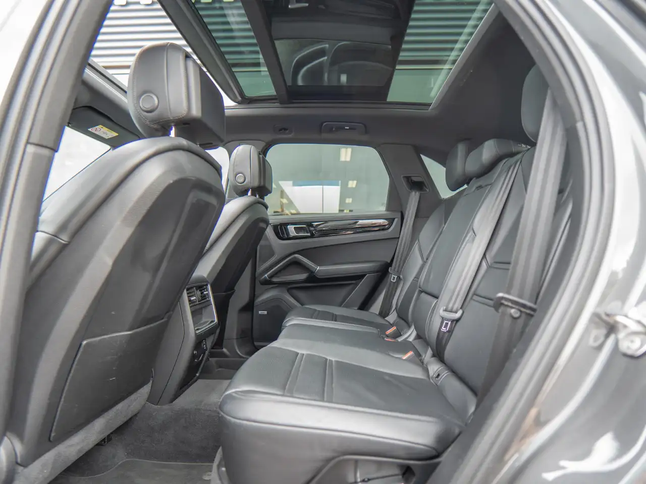 Porsche Cayenne 3.0 E-Hybrid Elc trekhaak Hud Dealer onderho, миниатюра 24