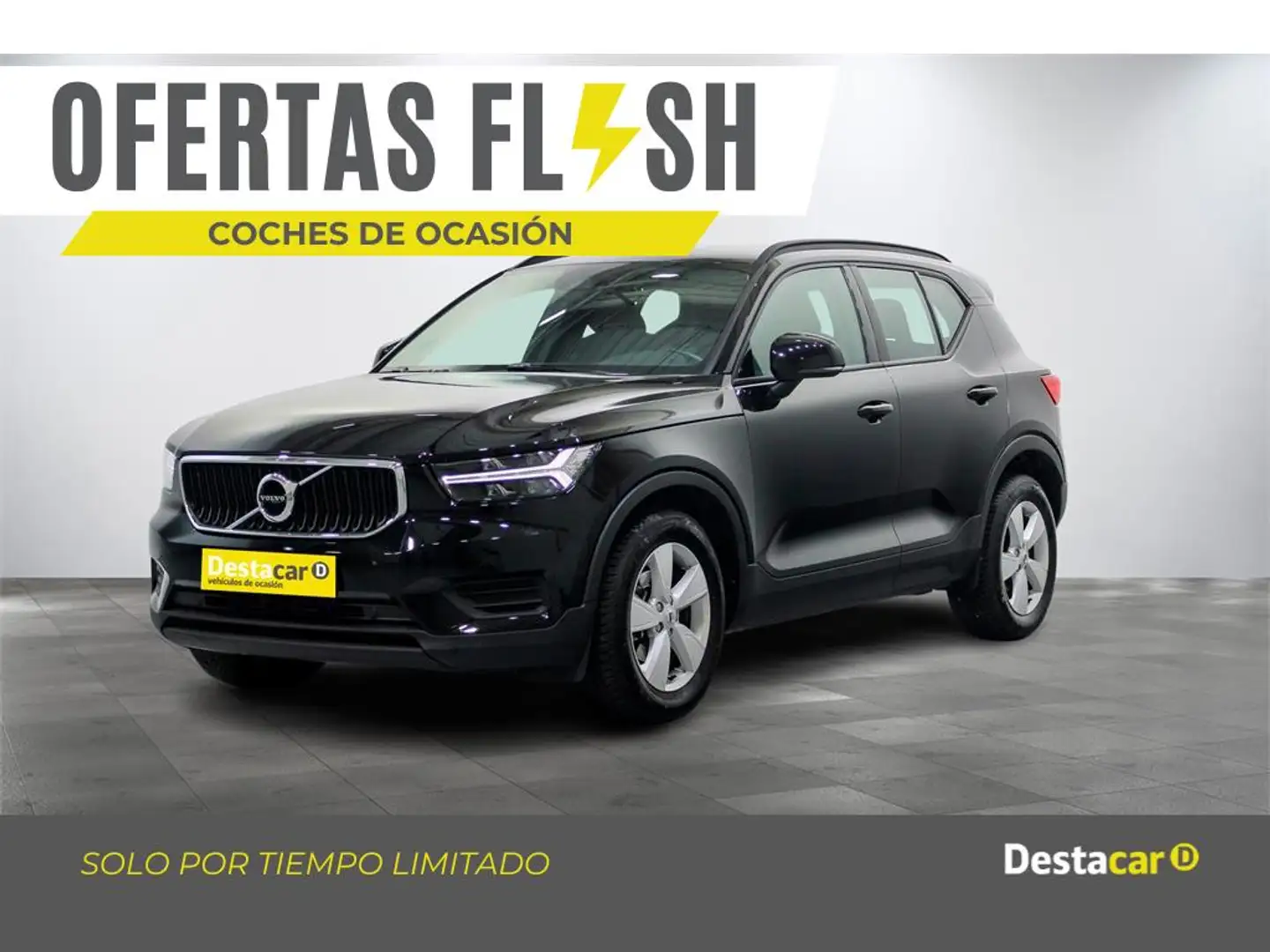 Volvo XC40 T2 Momentum Core - 1