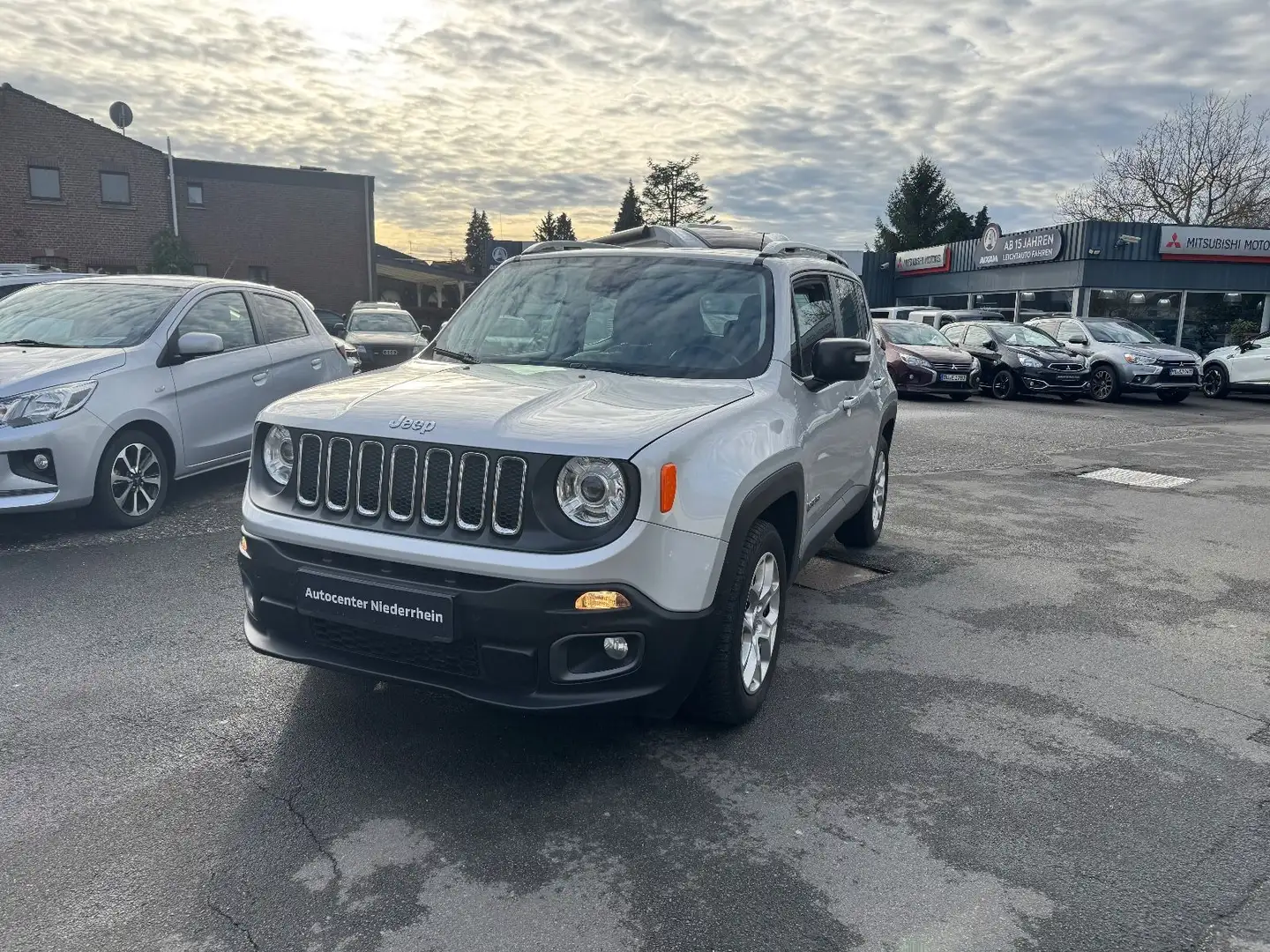 Jeep Renegade Limited FWD Zilver - 1
