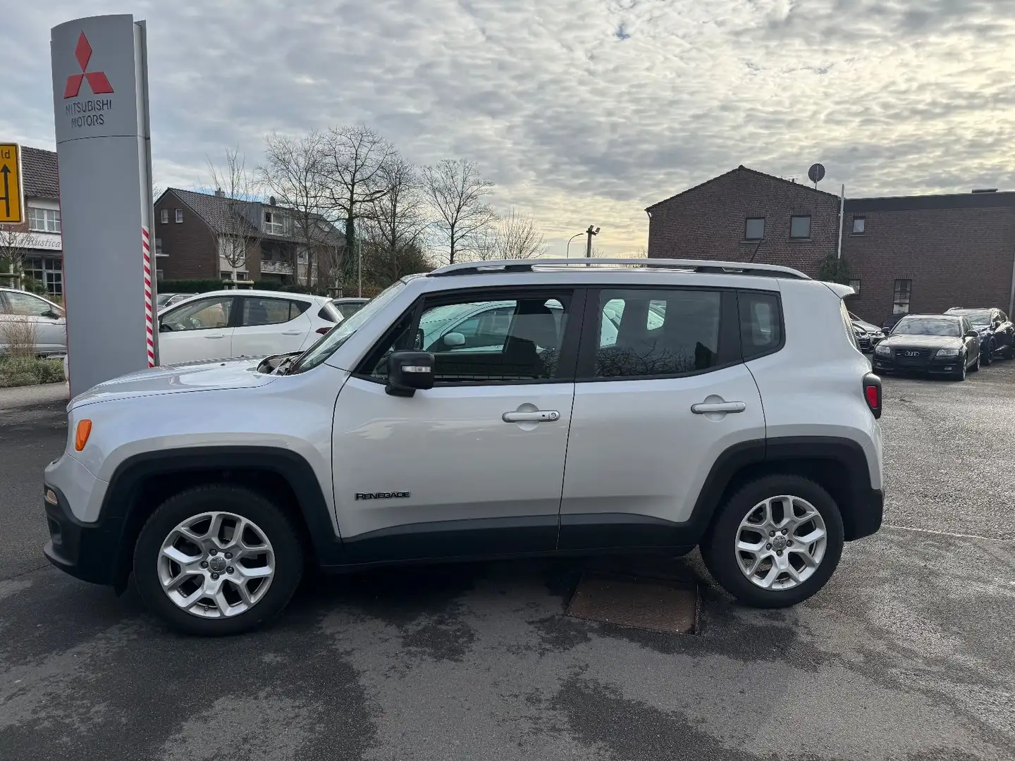 Jeep Renegade Limited FWD Zilver - 2