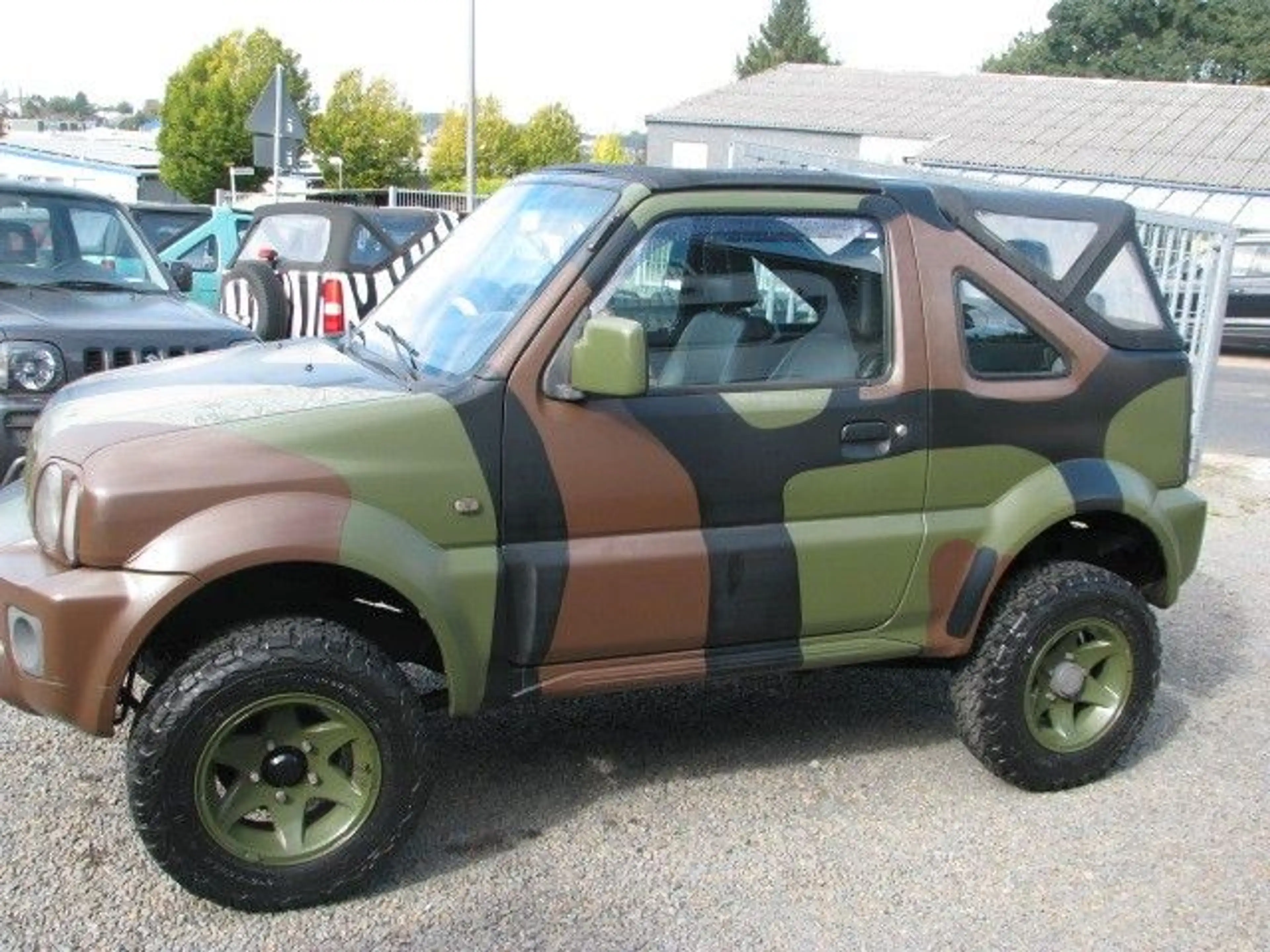 Suzuki Jimny 1.3 Cabrio 4WD Camouflage"Höher&Breiter"